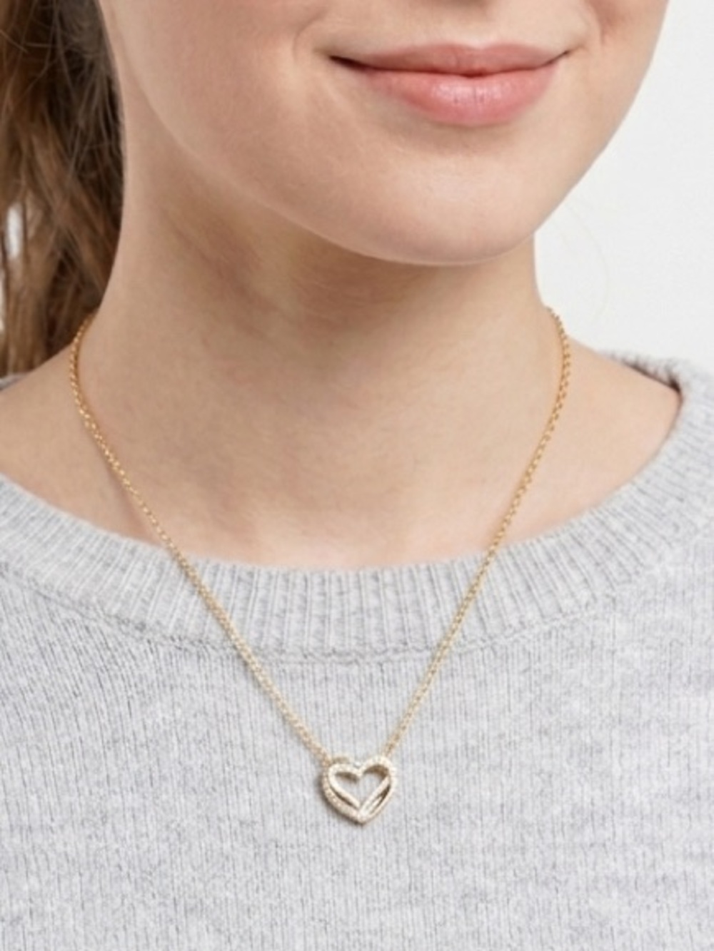 Delicate Gold Heart NEW Pendant Necklace - Women Jewelry with Box Included